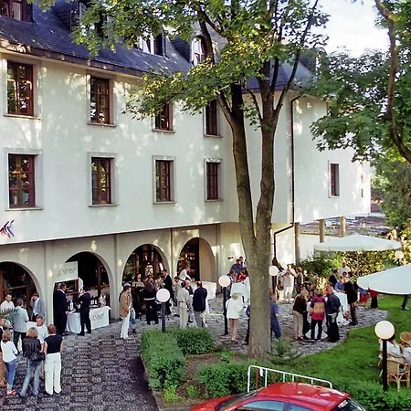 Na Zamecku Hotel Praga