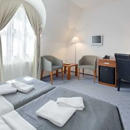 Hotel Na Zamecku 4*