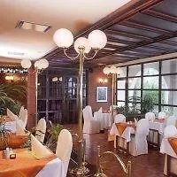 Hotel Na Zamecku 4*