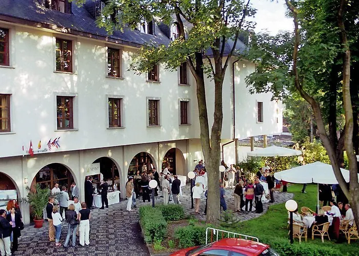 Na Zamecku Hotel Praga